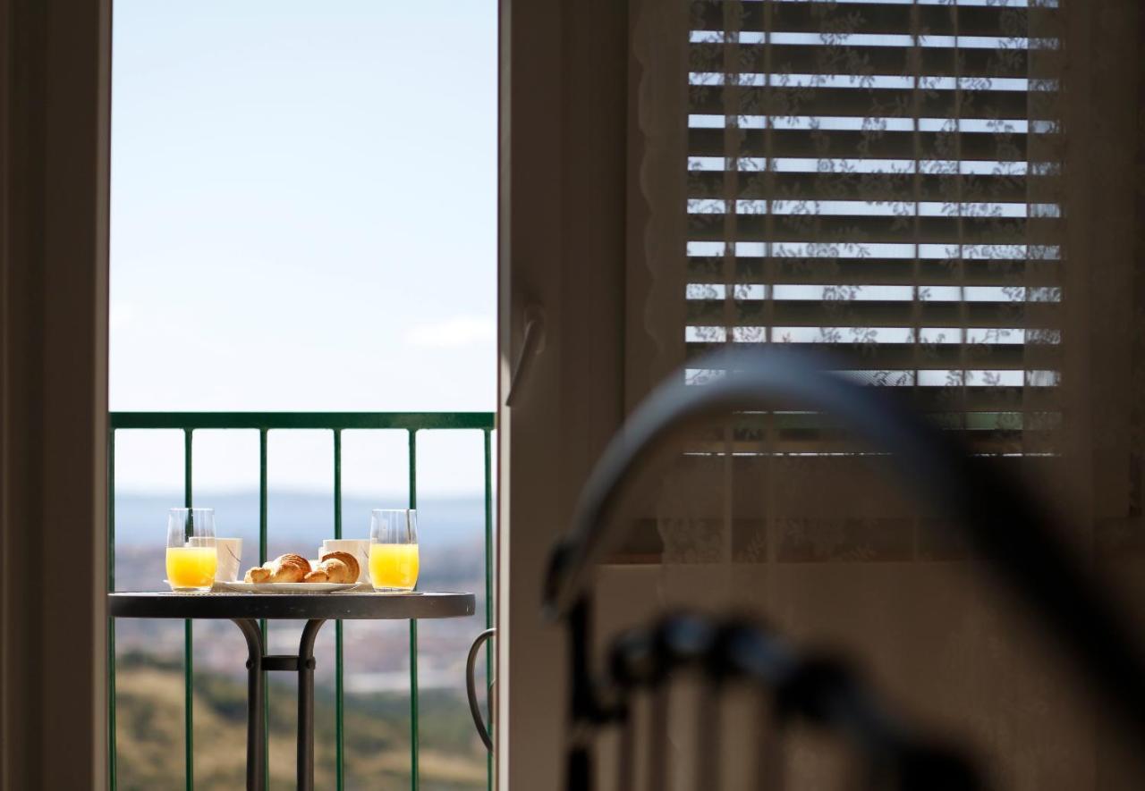 Holiday Home Miklica Klis Eksteriør billede