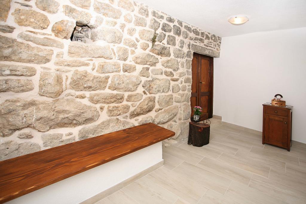 Holiday Home Miklica Klis Eksteriør billede